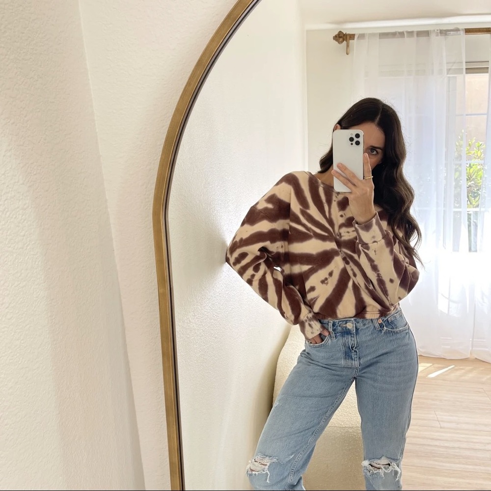 Tie Dye Cropped Sweatshirt